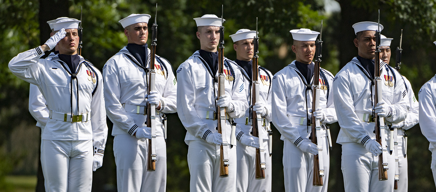 Navy-Cmdr-James-Mills-1506x664 Navy-Cmdr-James-Mills-1506x664