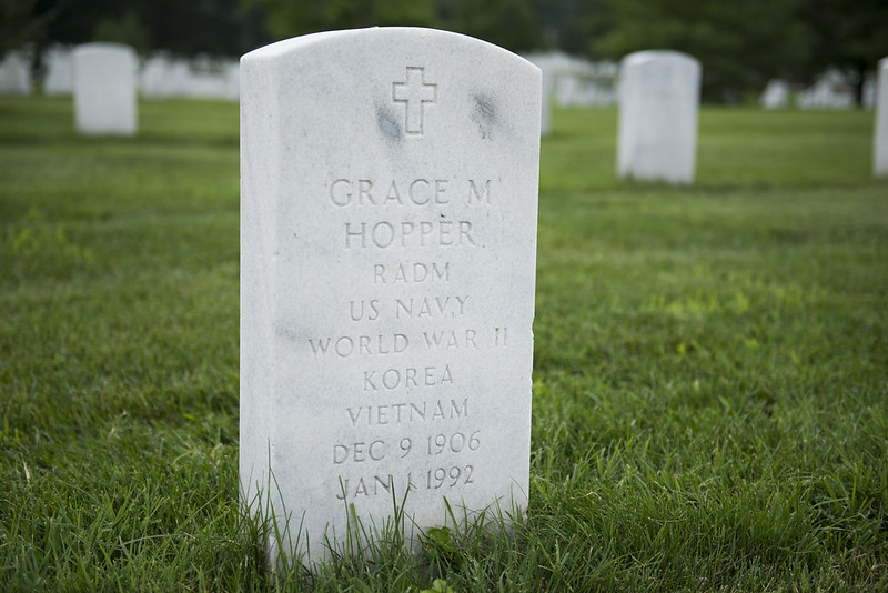 Gravestone of Admiral Grace Hopper, a pioneer in computing 