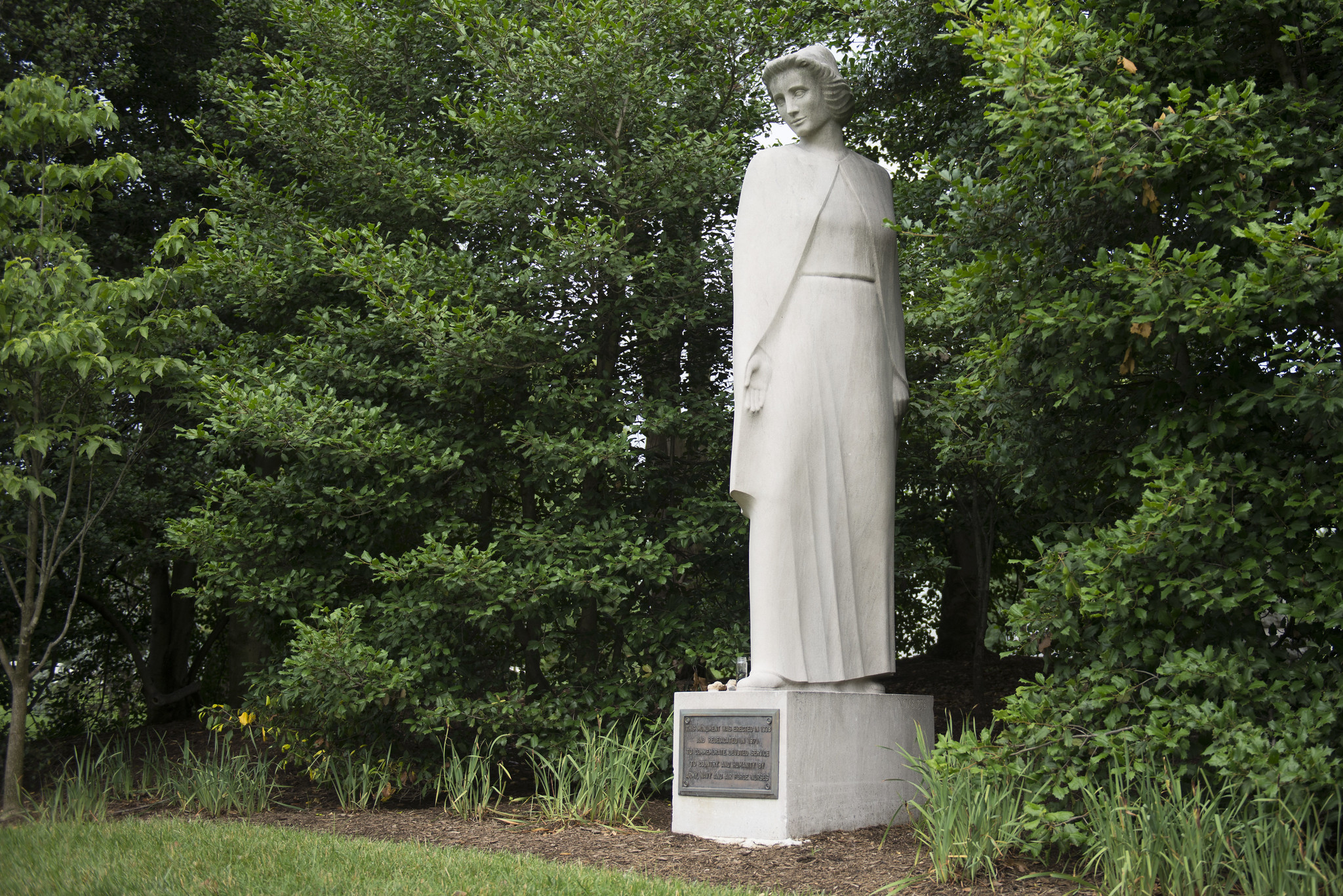 The Nurses Memorial, created by sculptor Frances Rich